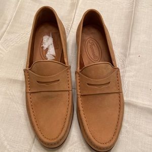 Facconable Women’s Suede Loafer 8 NEW